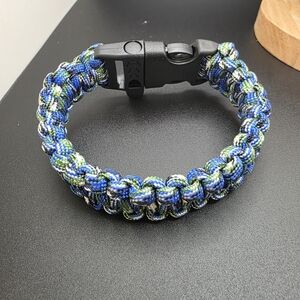 Blue and Green Paracord Bracelet (1349)
